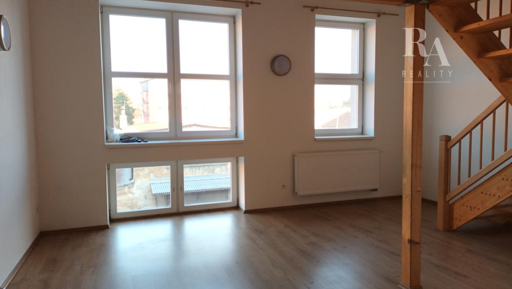 Prenájom 2 - izbového mezonetového bytu Bytčická ulica