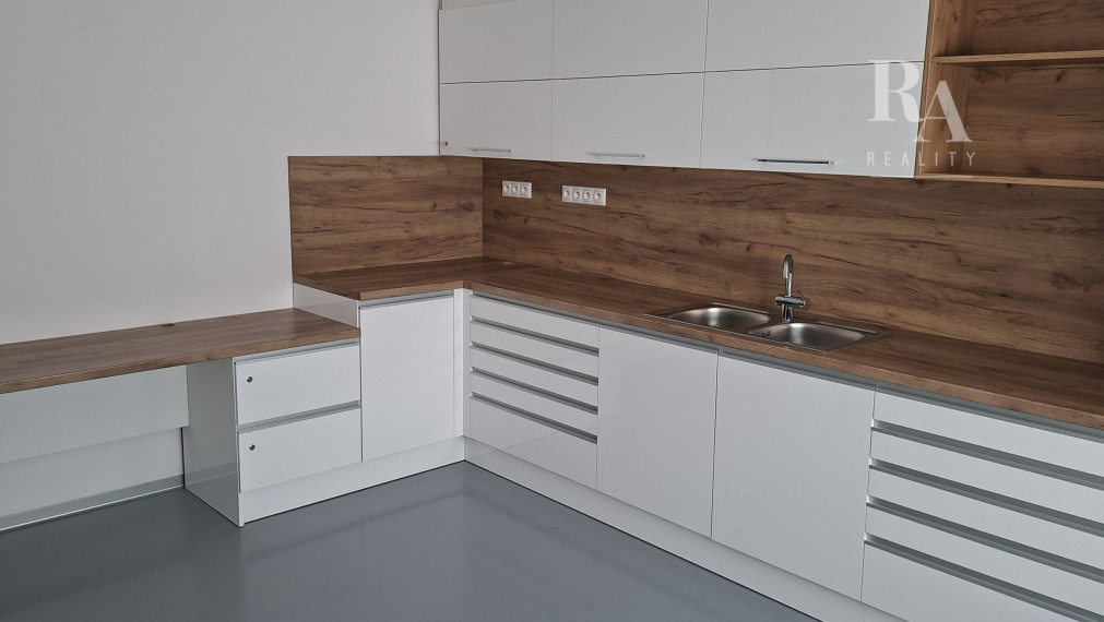 Prenájom priestoru vhodného pre zubnú ambulanciu a iné