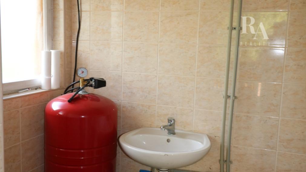 PREDAJ CHATY S VEĽKÝM POZEMKOM BELÁ - ZLIEŇ