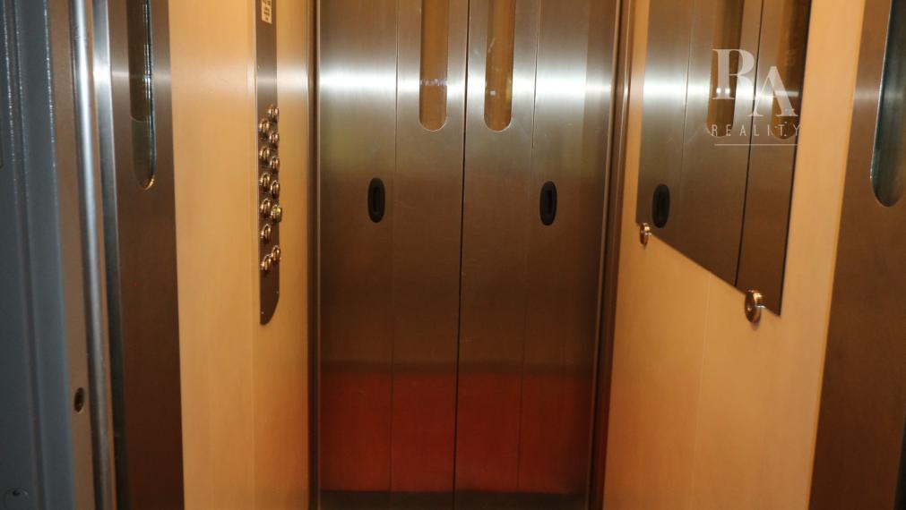 PREDAJ 3 - IZBOVÝ BYT S LOOGIOU A BALKÓNOM VLČINCE