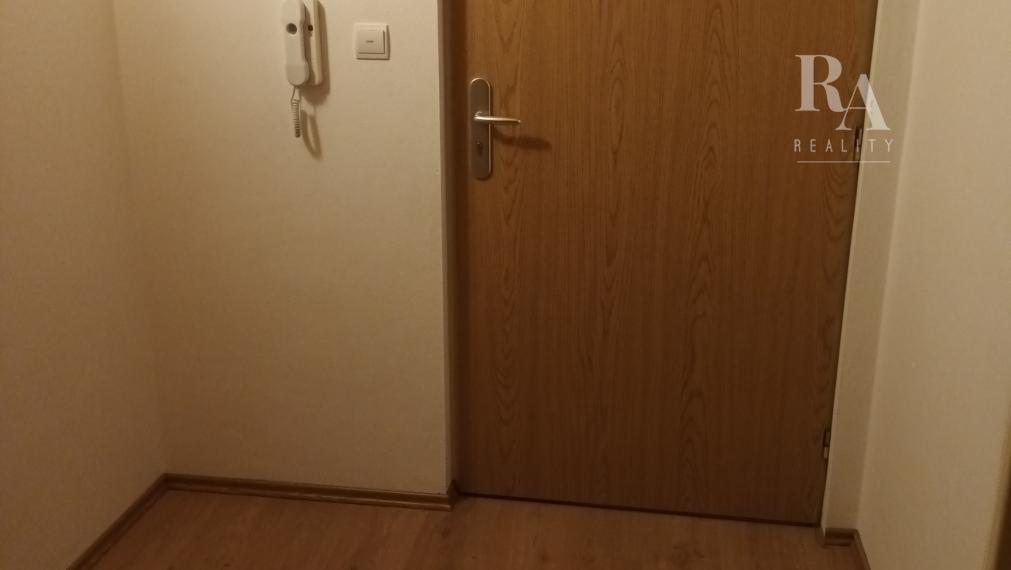 Prenájom 2 - izbového mezonetového bytu Bytčická ulica