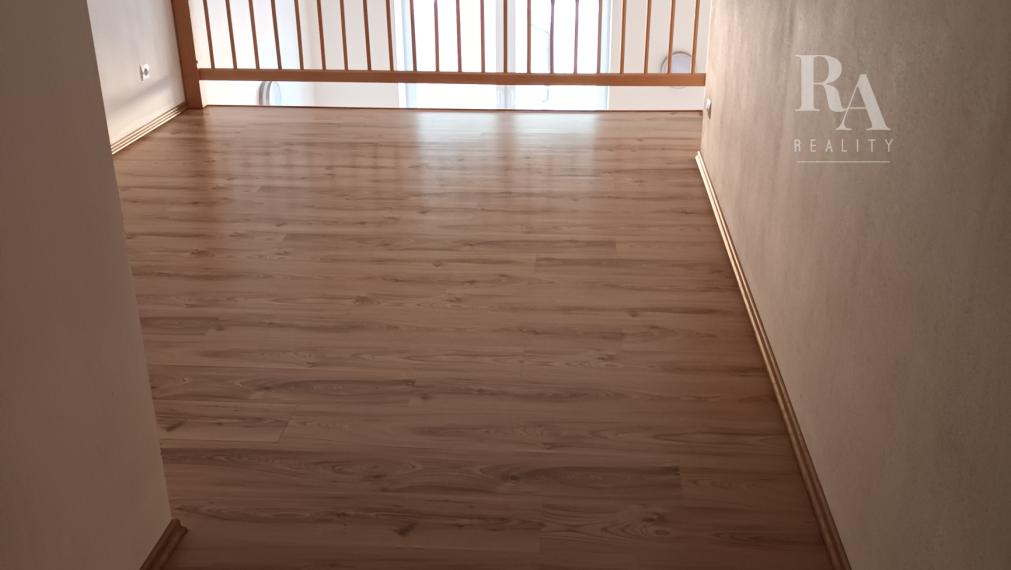 Prenájom 2 - izbového mezonetového bytu Bytčická ulica