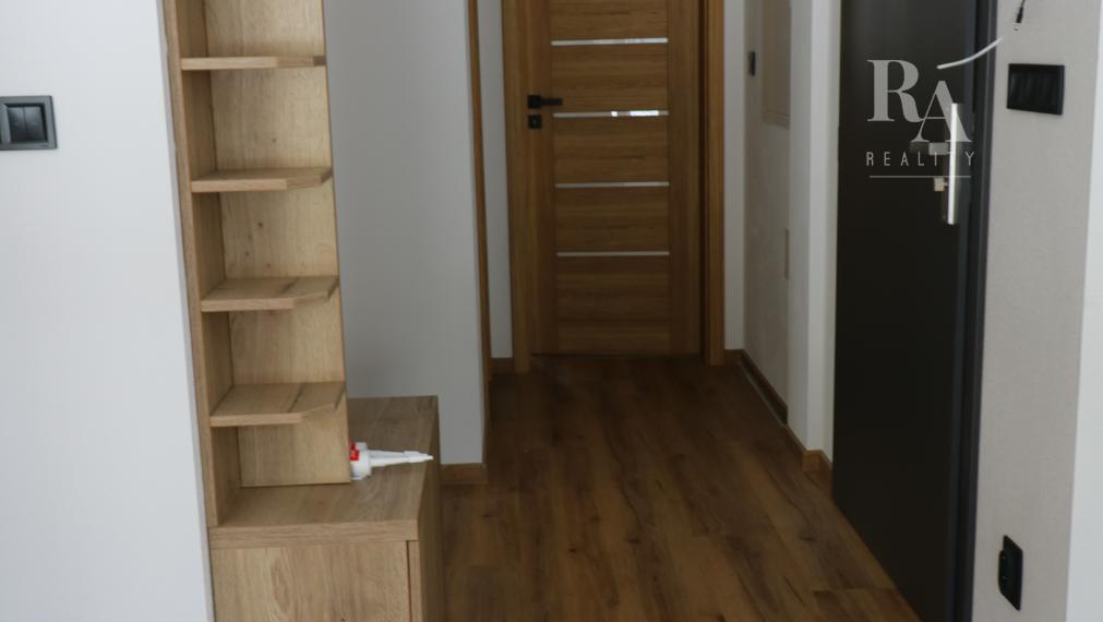 PRENÁJOM 2 - IZBOVÉHO BYTU V NOVOSTAVBE + 2 PARKOVACIE MIESTA