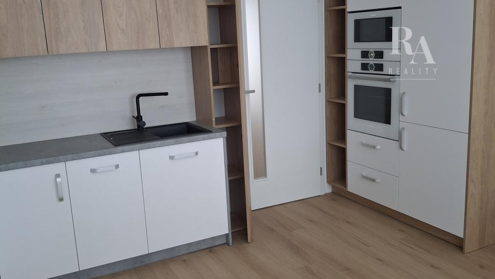 Predaj 2-izbový byt Rajec - centrum