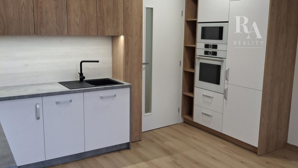 REZERVOVANÉ Predaj 2-izbový byt Rajec - centrum