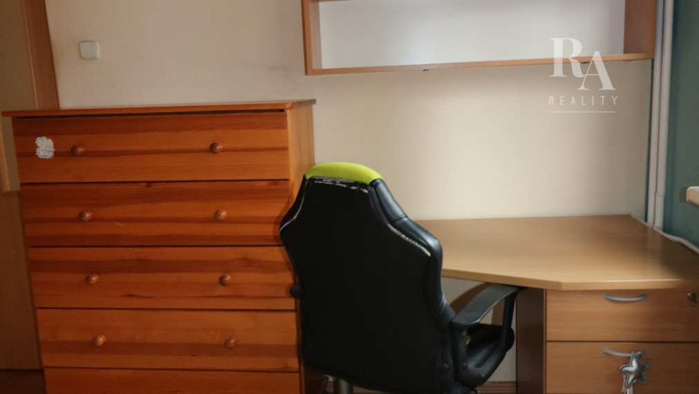 Prenájom 2 - izbového zariadeného bytu Hliny 3