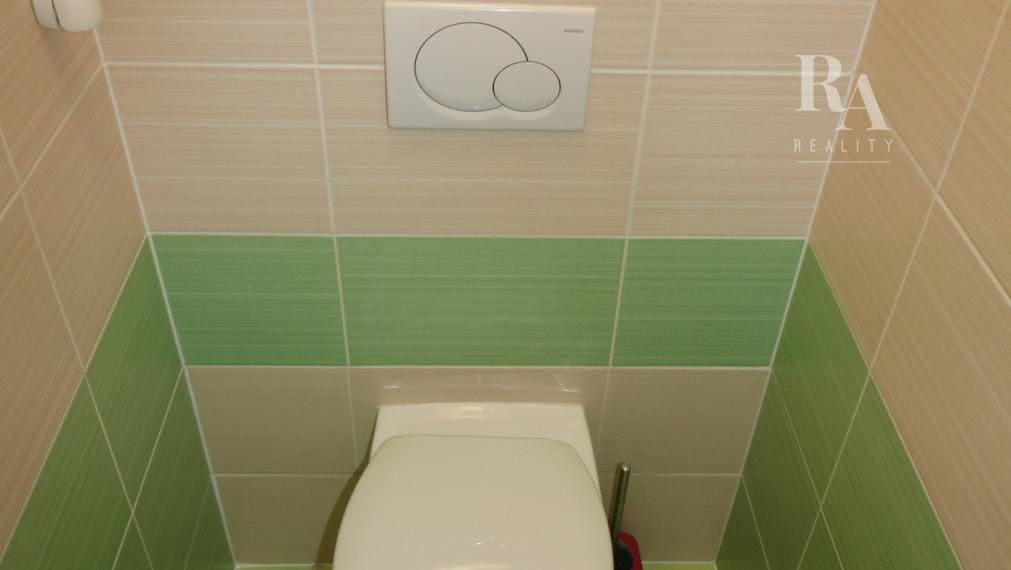 PRENÁJOM 4 - IZBOVÝ BYT S PARKOVANÍM HLINY 8