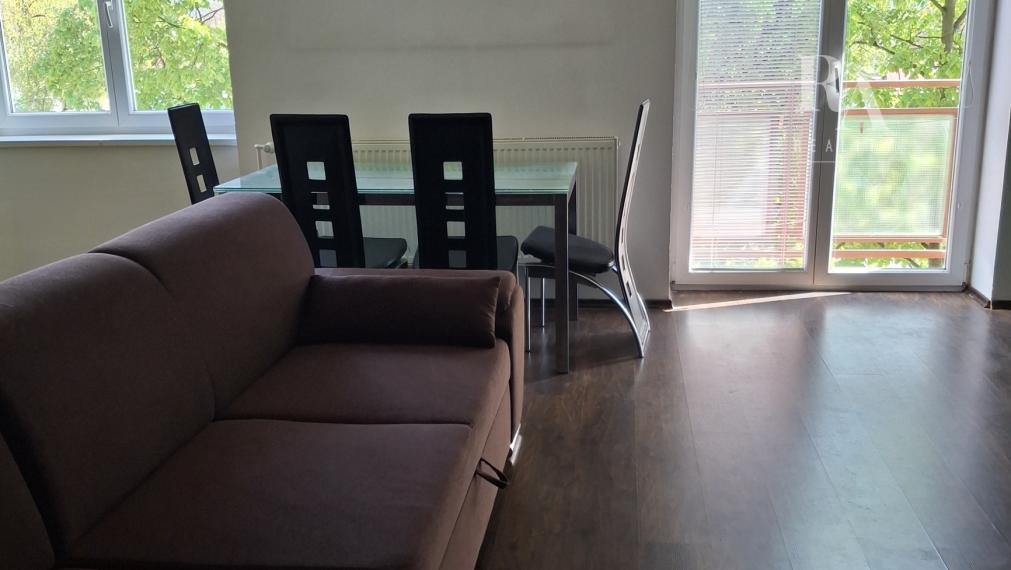 REZERVOVANÉ Predaj 2-izbový byt Žilina-Bulvár -veľká loggia+ balkón