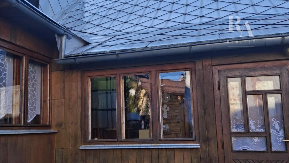 PREDAJ RODINNÝ DOM  + Hospodárska budova ŠTIAVNIK 1500 M2 pozemok