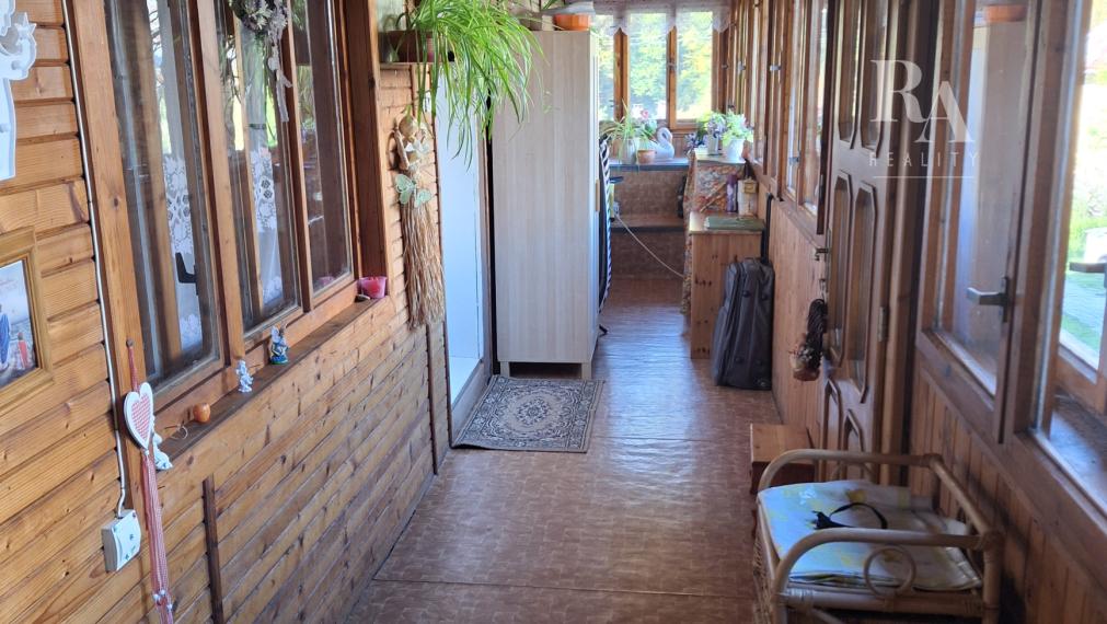 PREDAJ RODINNÝ DOM  + Hospodárska budova ŠTIAVNIK 1500 M2 pozemok