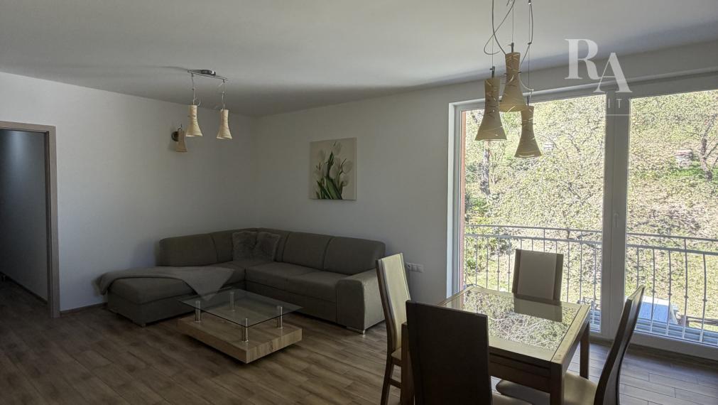 Prenájom Garsónka Považský Chlmec 47m2