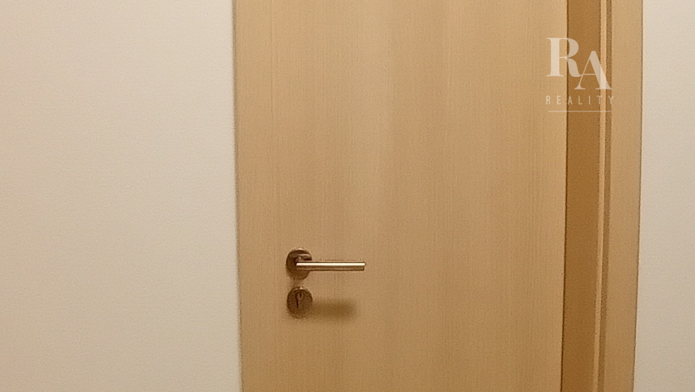 Prenájom kancelária 92,5m2 s kuchynkou, parking, Veľký diel