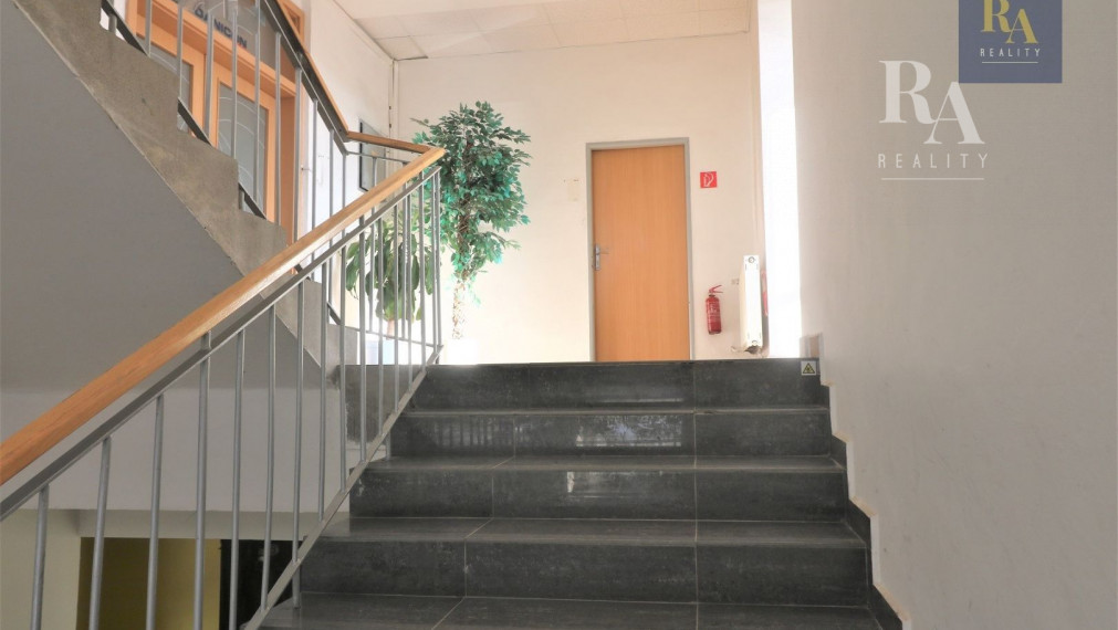 Prenájom kancelárií o výmere 20 m2 a 40 m2