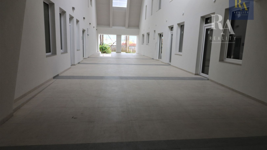 Prenájom priestoru vhodného na služby