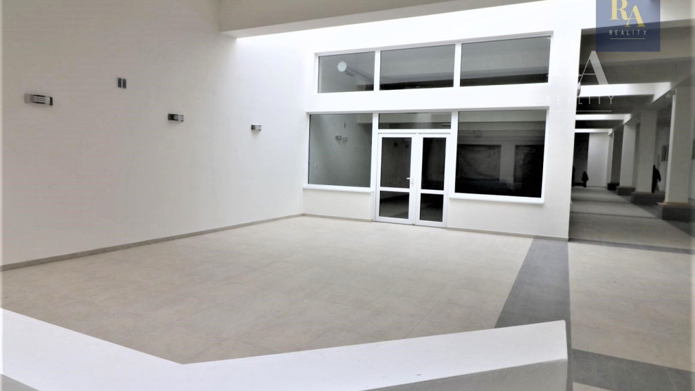 Prenájom priestoru na reštauráciu alebo kaviareň -  Bytčická ulica alebo inú prevádzku