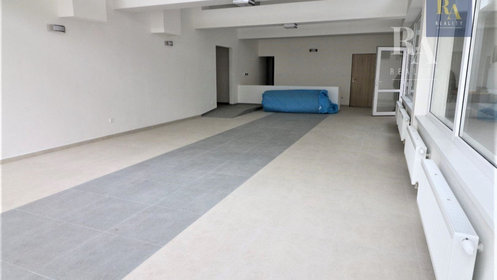 Prenájom priestoru na reštauráciu alebo kaviareň -  Bytčická ulica alebo inú prevádzku