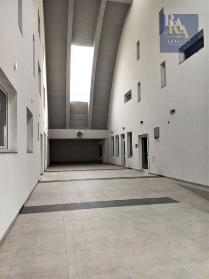 Prenájom priestoru na reštauráciu alebo kaviareň -  Bytčická ulica alebo inú prevádzku