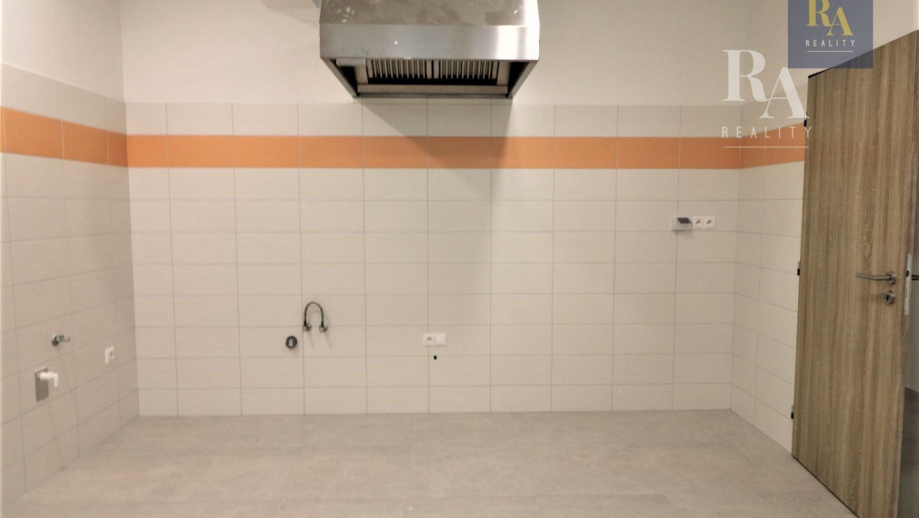 Prenájom priestoru na reštauráciu alebo kaviareň -  Bytčická ulica alebo inú prevádzku