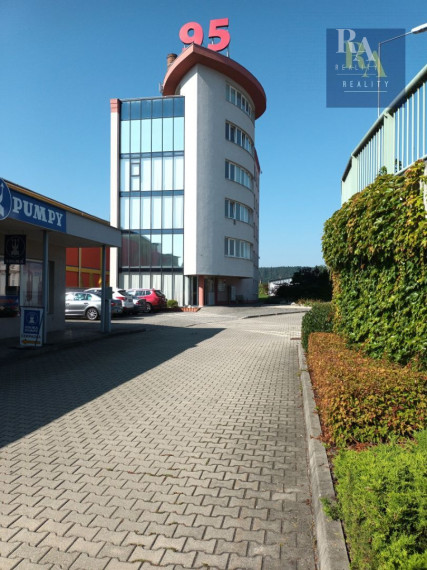 Prenájom kancelárie o výmere 44 m2 ul. Dlhá