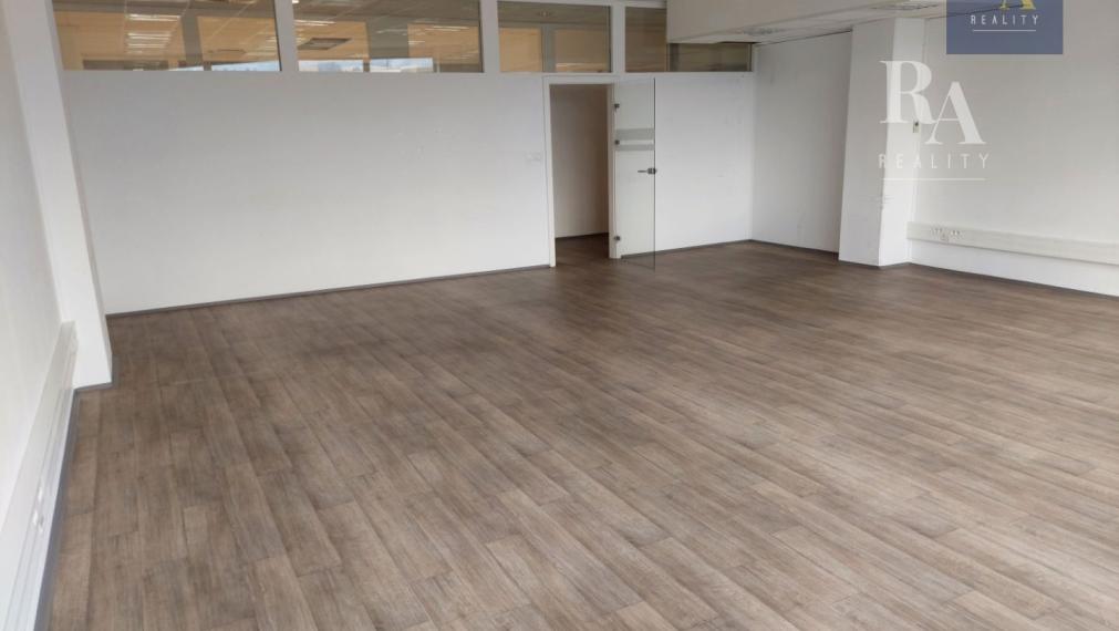 Prenájom kancelárskych priestorov v LIVING CENTRE
