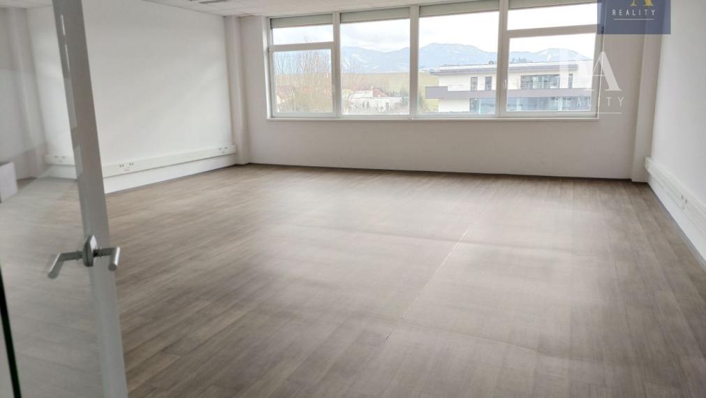 Prenájom kancelárskych priestorov v LIVING CENTRE