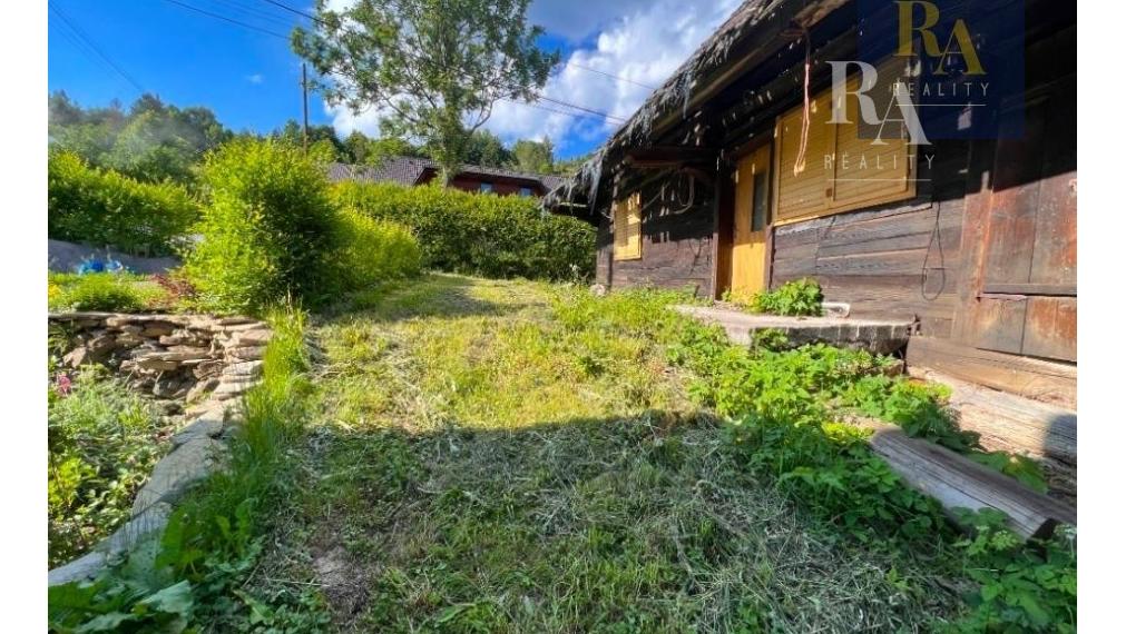 Predaj drevenica s pozemkom o rozlohe 585m2 v obci Lutiše