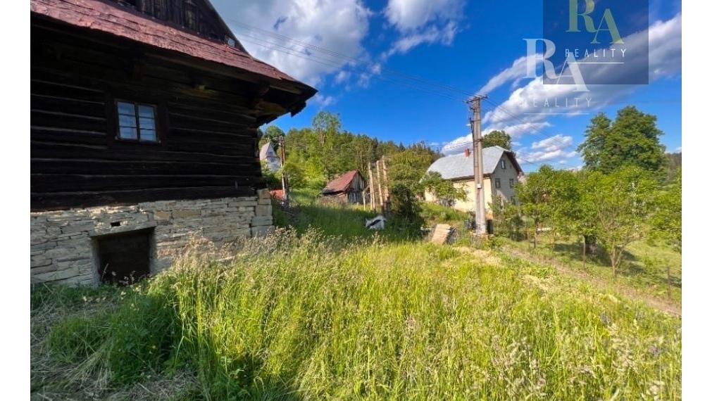 Predaj drevenica s pozemkom o rozlohe 585m2 v obci Lutiše