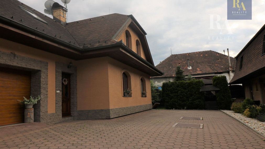 PREDAJ RODINNÝ DOM RAJECKÉ TEPLICE - KONSKÁ