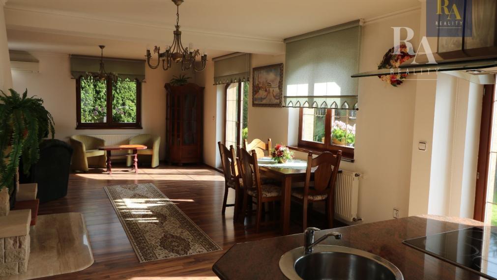 PREDAJ RODINNÝ DOM RAJECKÉ TEPLICE - KONSKÁ