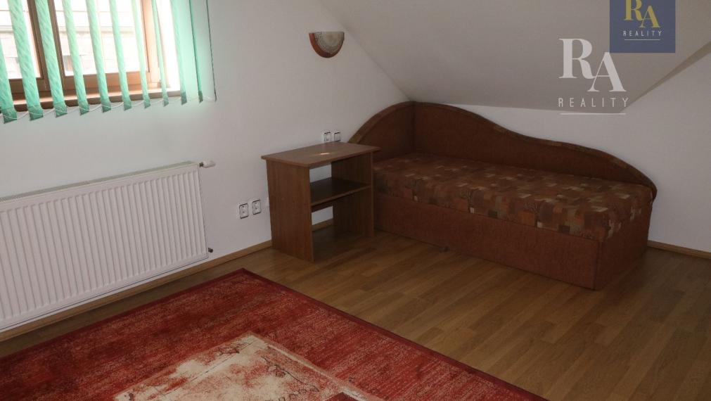 PREDAJ RODINNÝ DOM RAJECKÉ TEPLICE - KONSKÁ