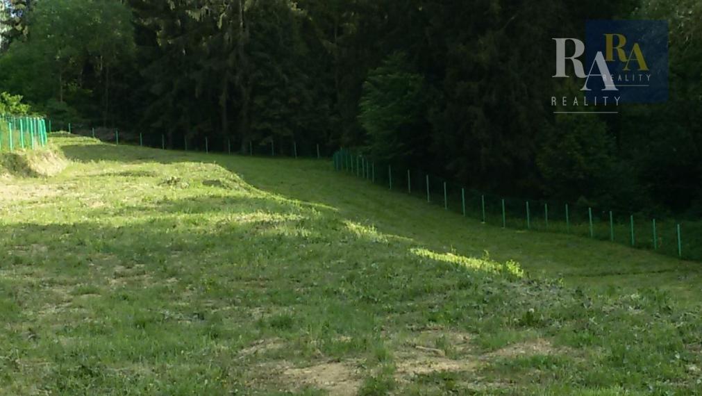 Predaj pozemok 7.930 m2 na rekreačné účely v obci Dolný Hričov
