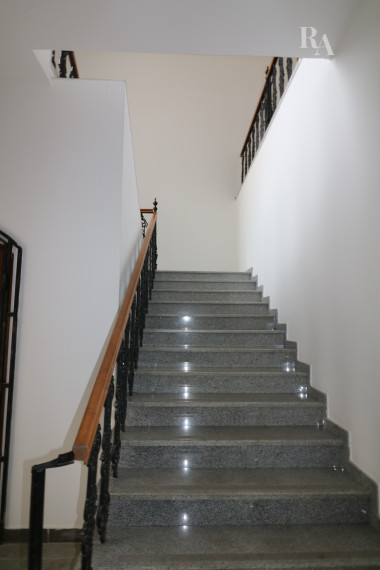 PREDAJ POLYFUNKČNEJ BUDOVY V CENTRE MESTA S PARKOVANÍM