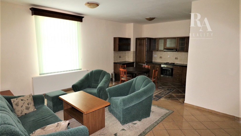 PREDAJ POLYFUNKČNEJ BUDOVY V CENTRE MESTA S PARKOVANÍM