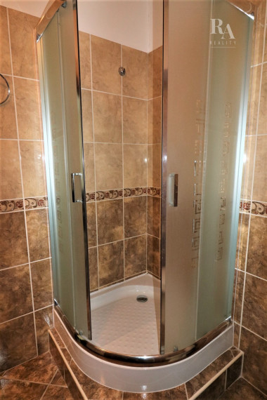 PREDAJ POLYFUNKČNEJ BUDOVY V CENTRE MESTA S PARKOVANÍM