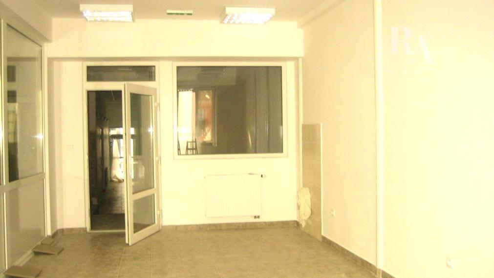 Prenájom obchodno -  kancelárskych priestorov na prízemí centrum mesta