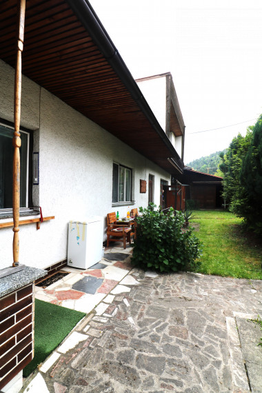 RODINNÝ DOM DIVINKA S POZEMKOM 1260 M2 - REZERVOVANÉ