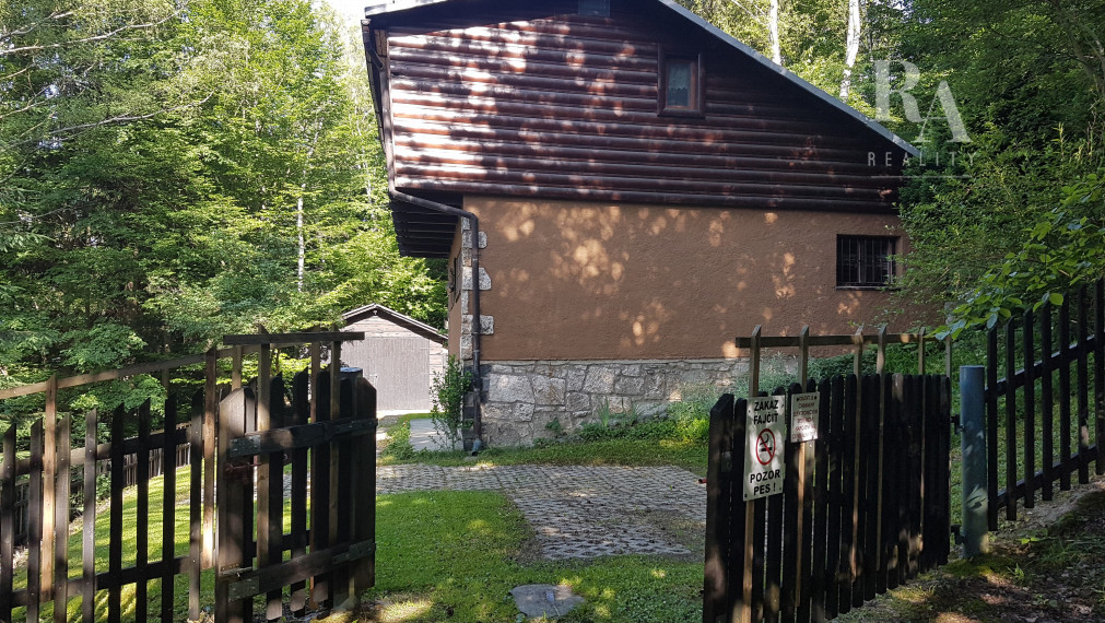 Predaj chata Čadca - Brehy s pozemkom 1700 m2
