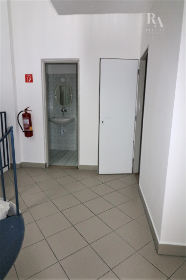 Prenájom priestoru na služby a iné centrum mesta