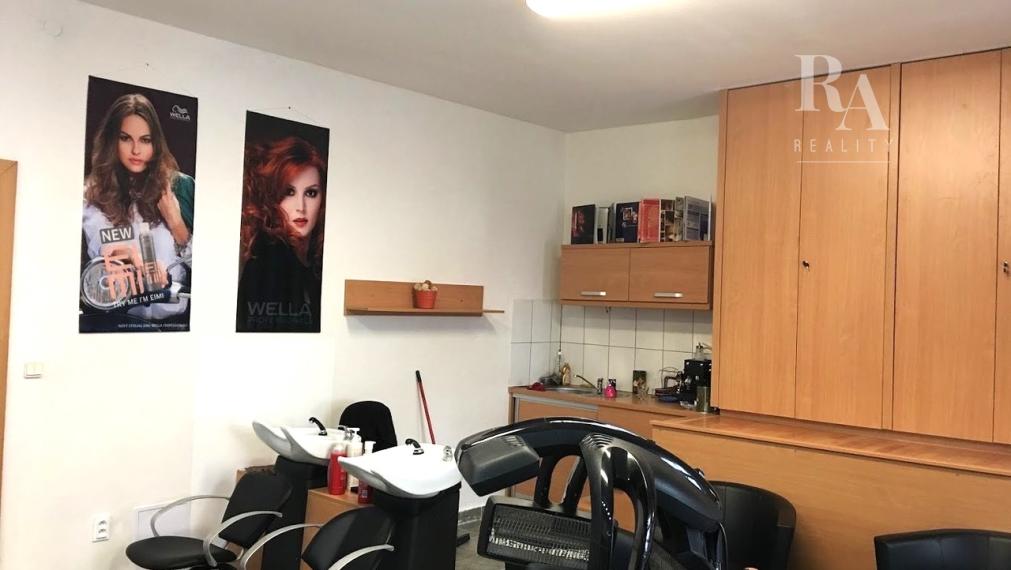 Prenájom kaderníckeho kresla v centre mesta