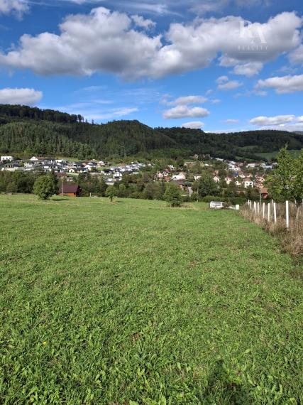 Predaj pozemok Kotrčiná Lúčka 826m2