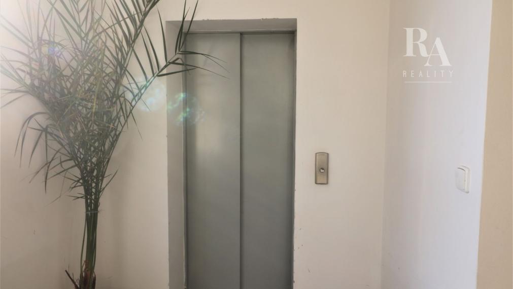 Prenájom kancelárskych priestorov Bytčická ulica 80 m2