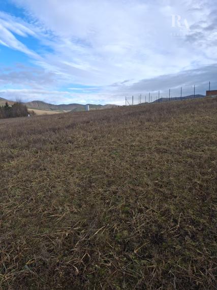 Predaj stavebný pozemok Kľače 1030 m2