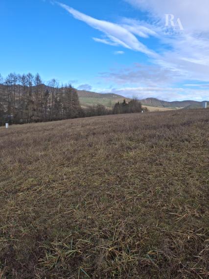 Predaj stavebný pozemok Kľače 1030 m2