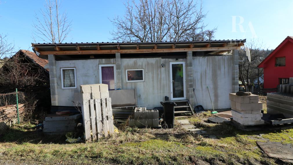 PREDAJ MOBILNÝ DOM S POZEMKOM DIVINA -  LÚKY