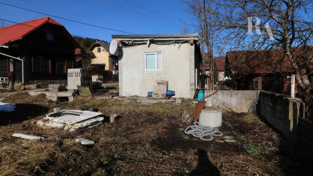 PREDAJ MOBILNÝ DOM S POZEMKOM DIVINA -  LÚKY