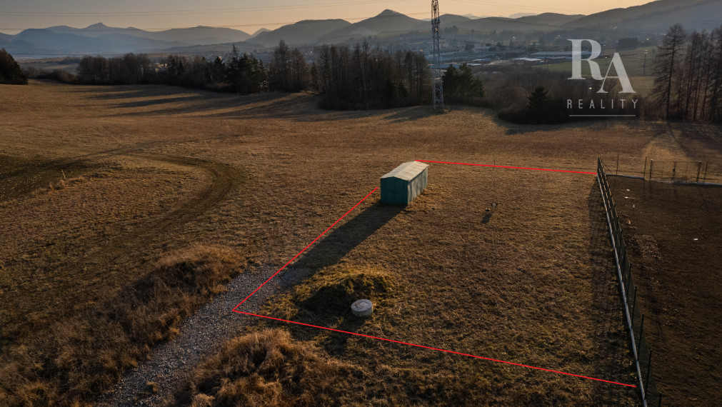Predaj stavebný pozemok Kľače 589 m2 - Znížená cena