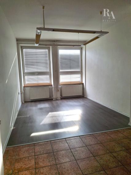 PRENÁJOM PRIESTORU 137 M2 VHODNÝ AKO SÍDLO FIRMY