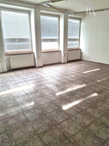 PRENÁJOM PRIESTORU 137 M2 VHODNÝ AKO SÍDLO FIRMY