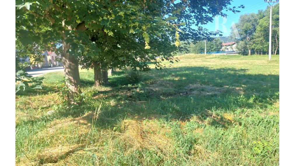 PREDAJ STAVEBNÝ POZEMOK VHODNÝ NA MOBILNÝ DOM + DOHODA