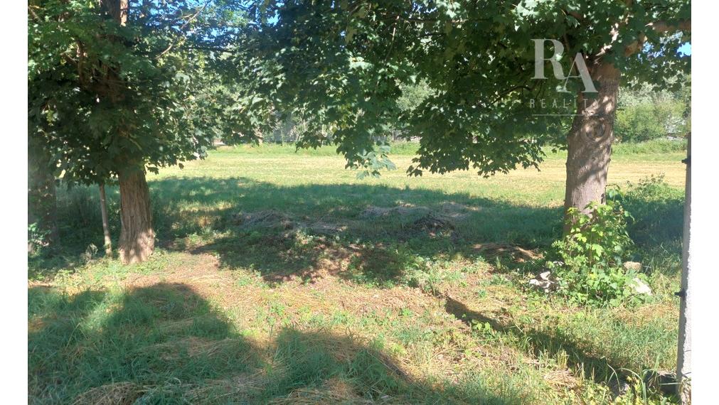 PREDAJ STAVEBNÝ POZEMOK VHODNÝ NA MOBILNÝ DOM + DOHODA